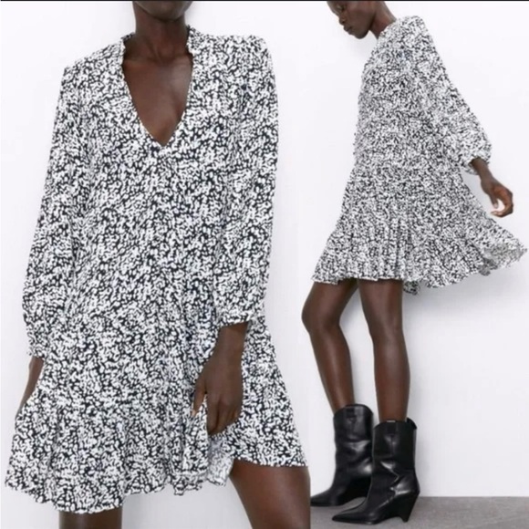 Zara 100% Viscose Animal Print
Silver Black Casual Dress - Picture 1 of 4